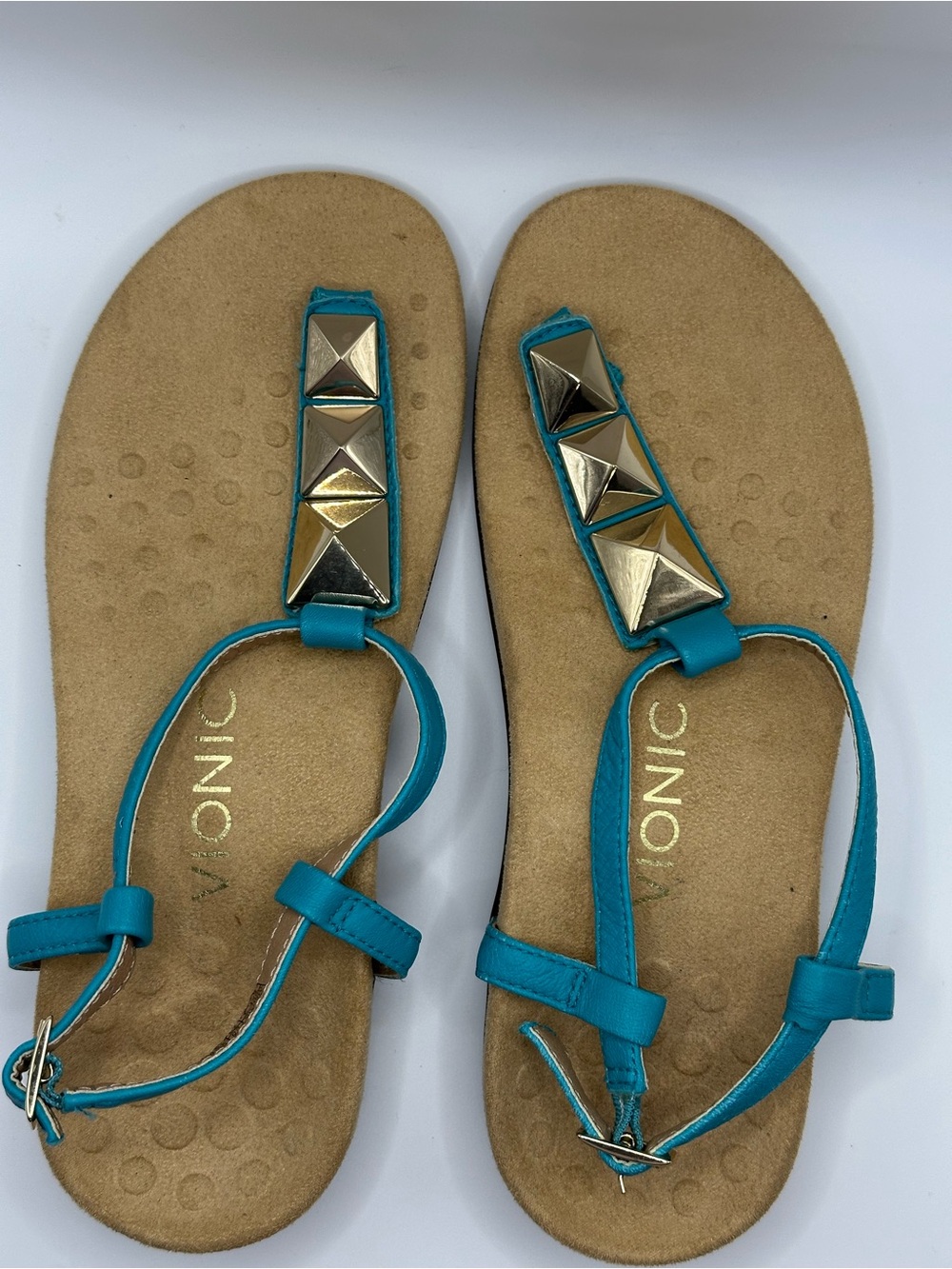 Vionic Teal T-Strap Nala Sandals with Gold Pyramid Studs